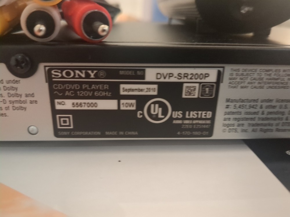 Sony DVP-SR200P DVD Player Open Box