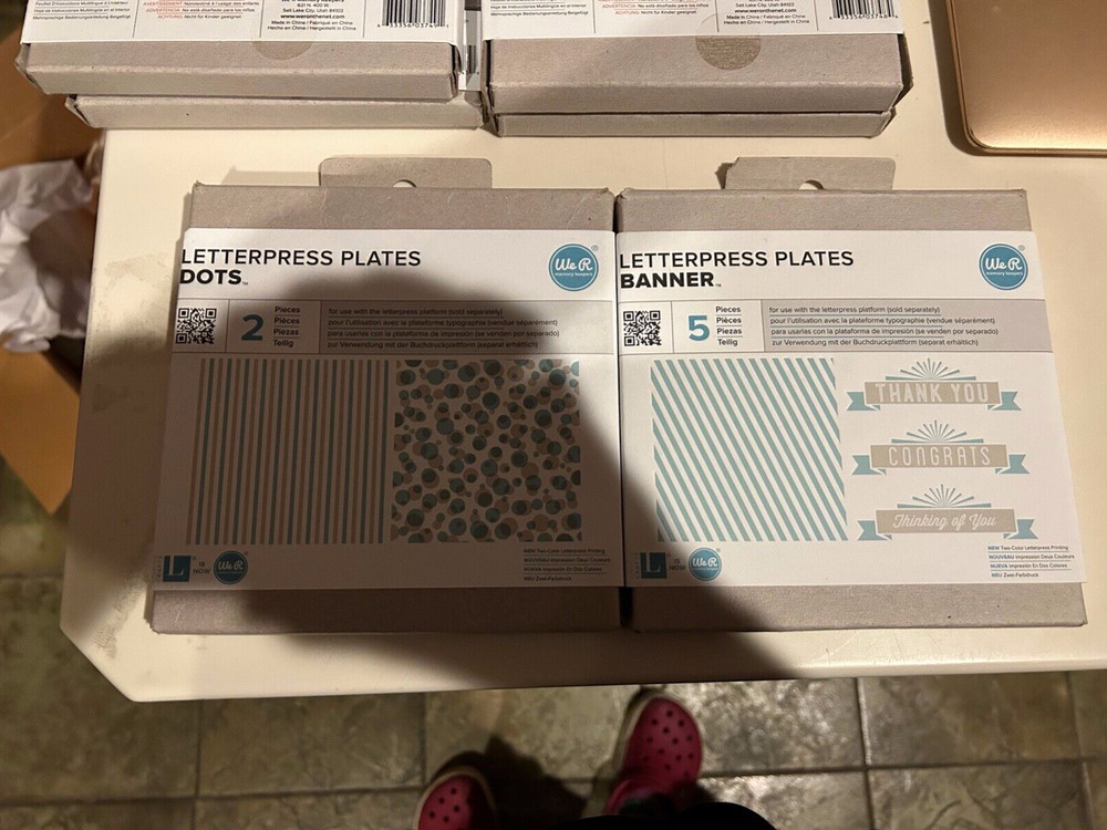 2 We R Memory Keepers Letterpress Plates - Dots, Banner
