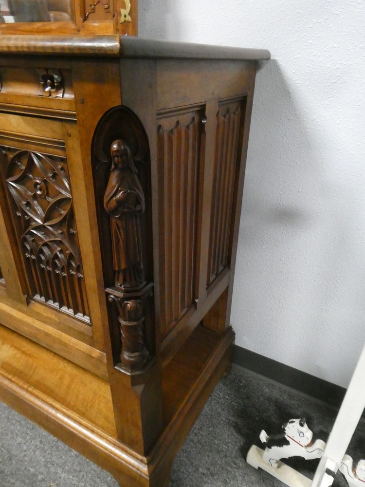 c1900 French Gothic Walnut Server Buffet'i