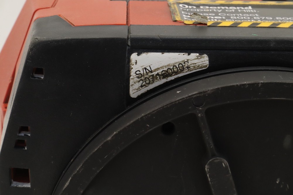 Hilti PLT 300 TOTAL STATION DIGITAL PRECISE LAYOUT TOOL COMPLETE SYSTEM