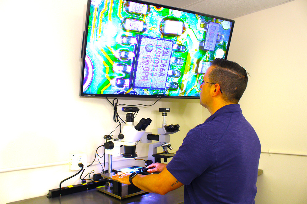 Mercedes ME9.7 ECU SCN Coding ,Programming, Unlocking, VIN writing Service