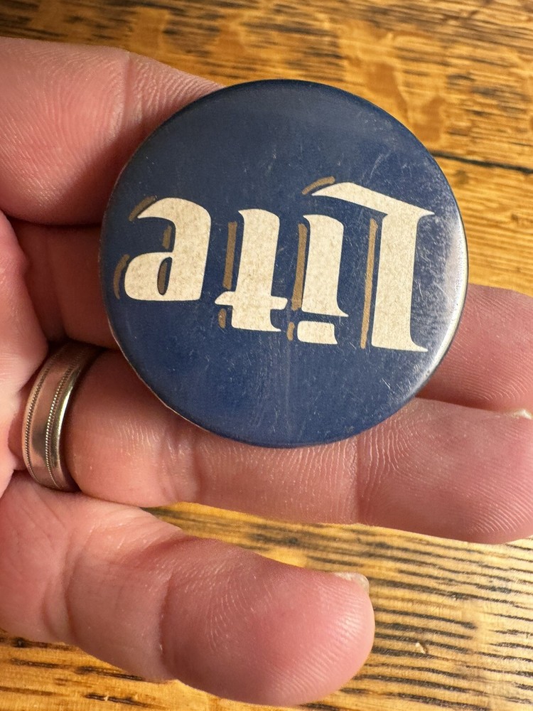 Vintage Miller Lite Beer Pinback