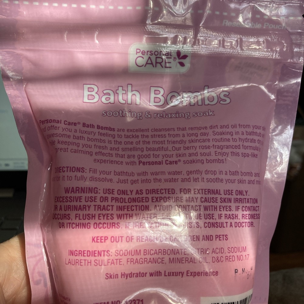 NEW- BERRY ROSE Bath Bombs-Package Contains 3 Bath Bombs