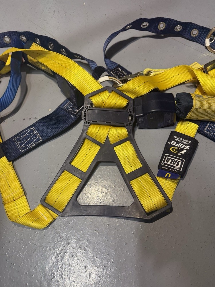 3M DBI Sala Delta Harness 9ft Self Retracting Lifeline & D-Ring Extension1102000