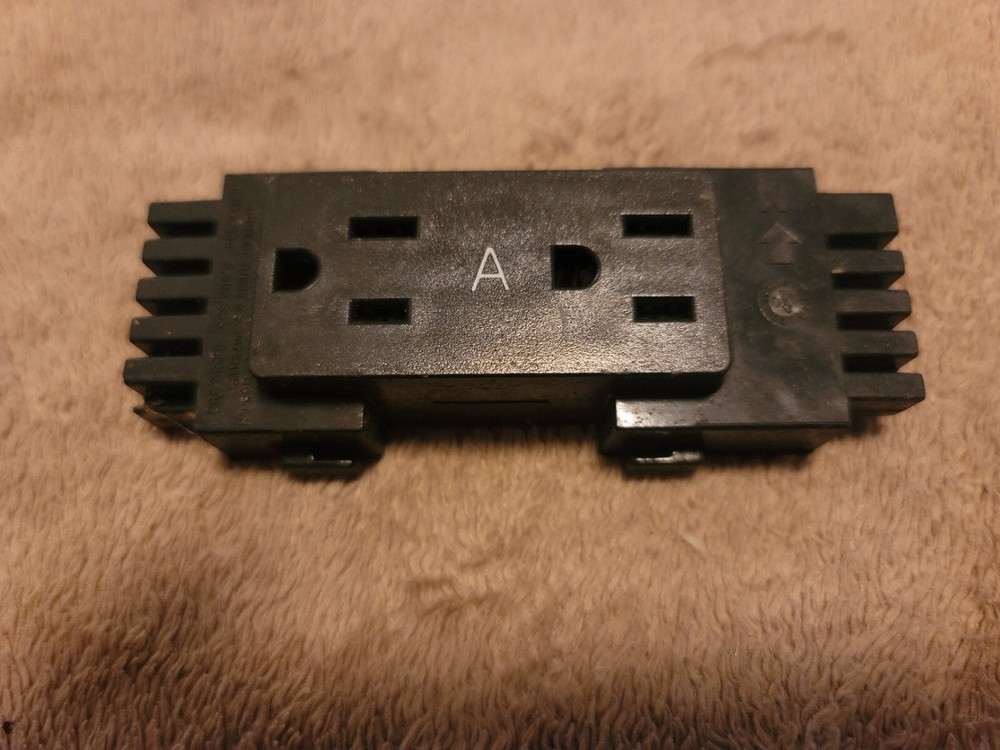 Knoll Morrison Type I/II MR3-DA LR62867 Receptacle