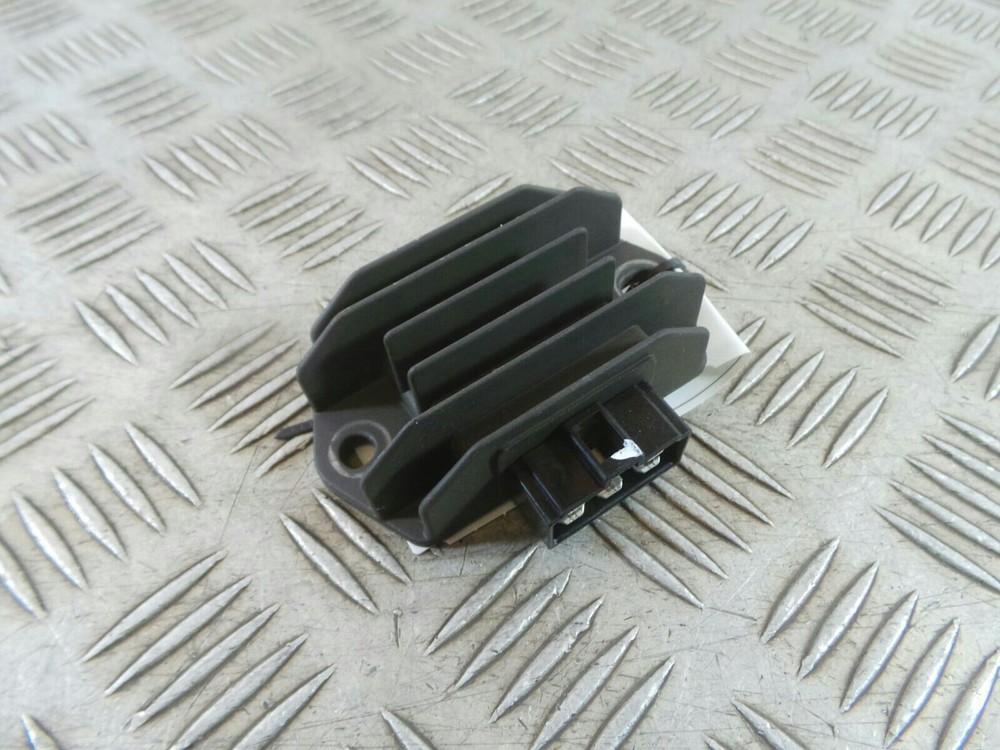 2013 HONDA NSC 50  RECTIFIER REGULATOR