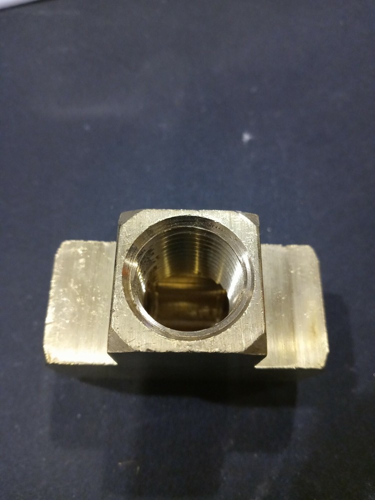 1/2NPT TEE (BRASS)