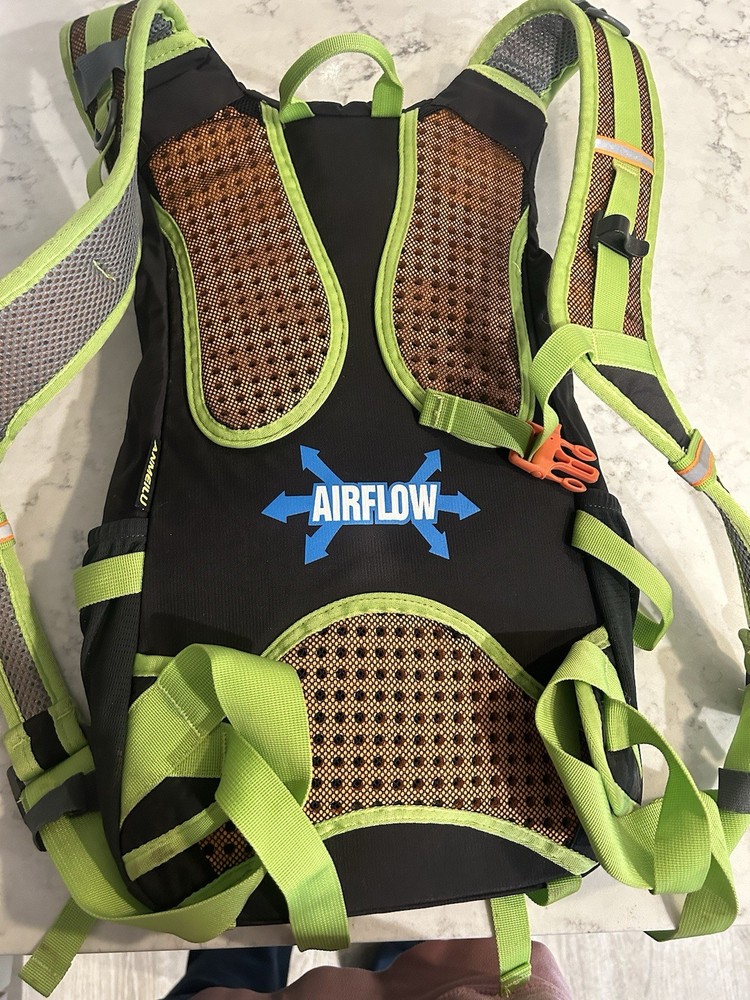 Anmeilu Backpack 18L - Preowned Great Condition