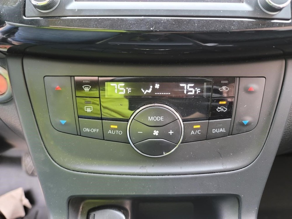 Temperature Control Fits 15-19 SENTRA 2148212