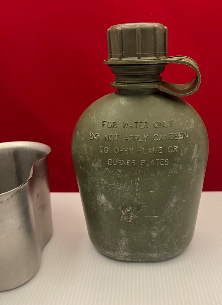 USGI Military 2 Pc 1 Quart CANTEEN SET With Cup
