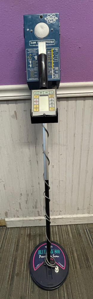 White's Eagle Programmable Metal Detector (For P&R)