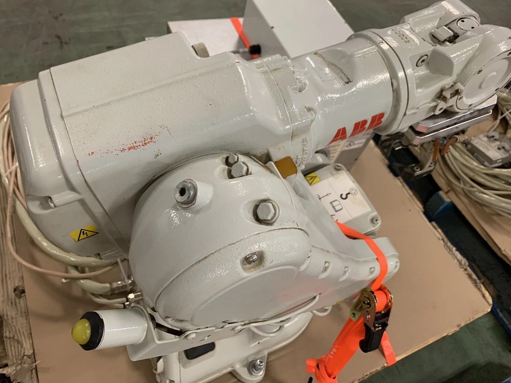 ABB IRB 140 Industrial Robots Includes IRC5 M2004 Compact Controller