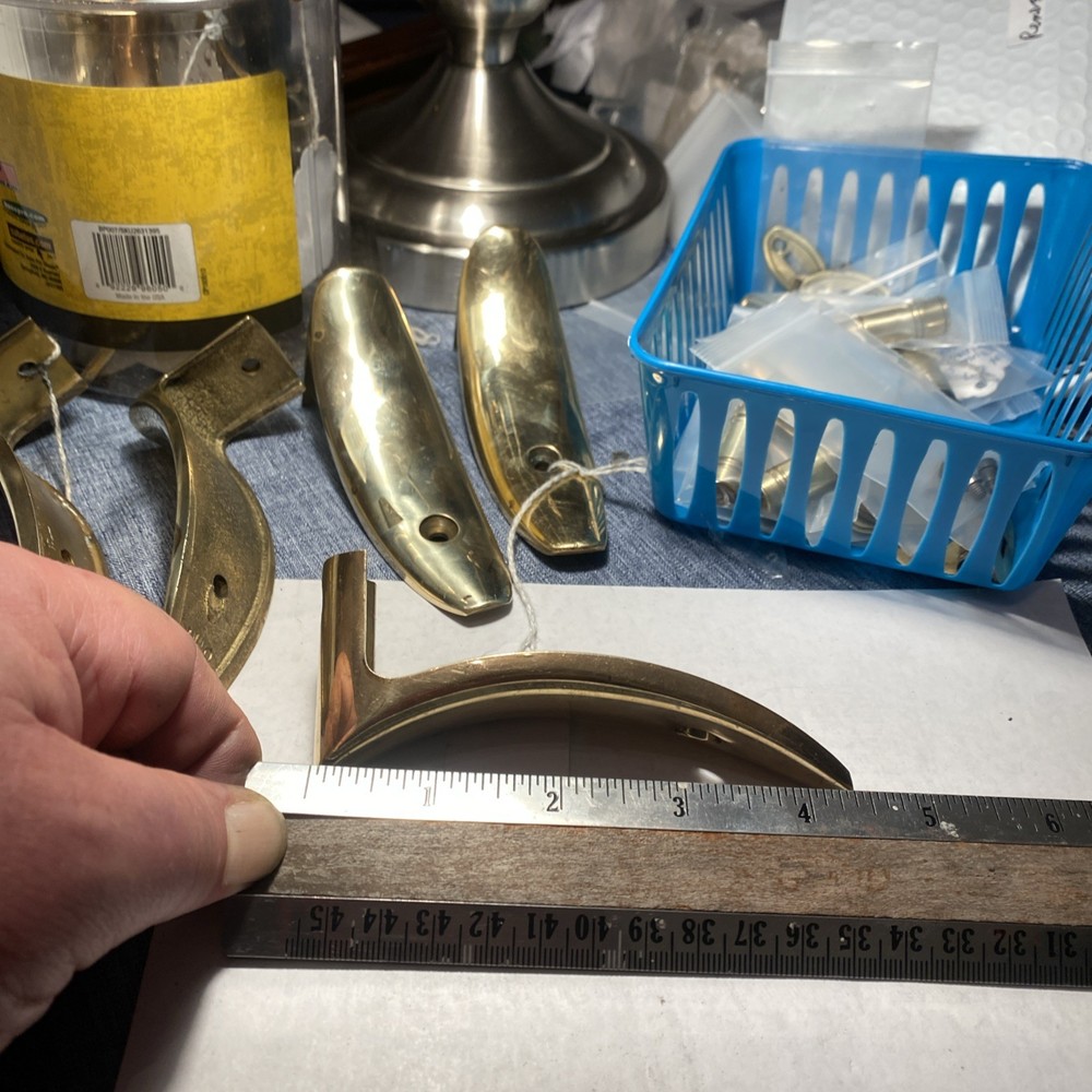 Thompson Center arms Hawkins Muzzleloader Butt Plate with Screws. (Size Below)