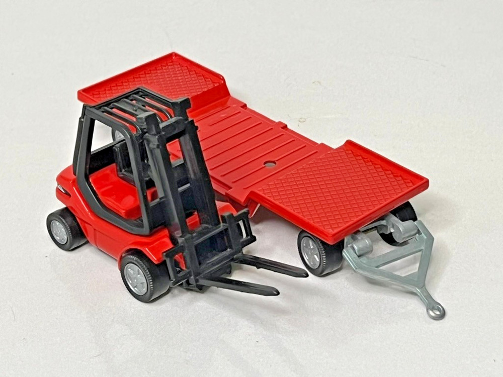 Siku 1:55 Scale Linde H30 Forklift & Trailer