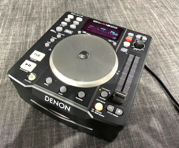 DENON DN-S1200 DJ Multi Player Digital Turntable Controller CD USB DNS1200
