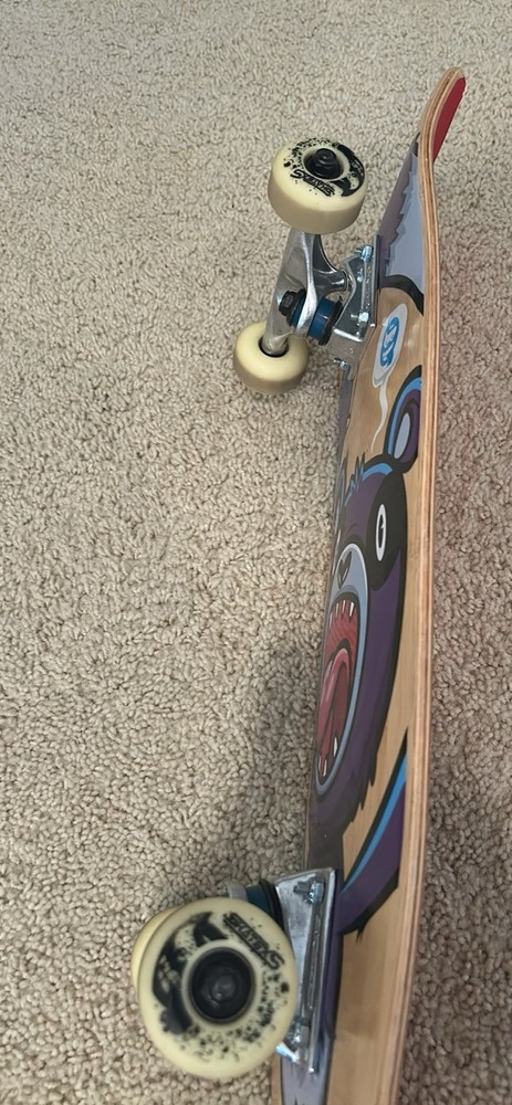 Skateboard