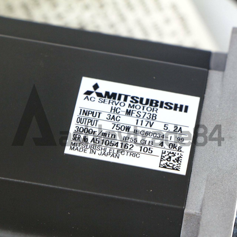 1PC New Mitsubishi HC-MFS73B Servo Motor
