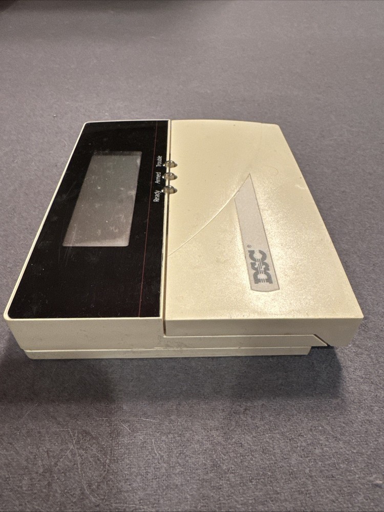 DSC LCD-5501Z Keypad Untested