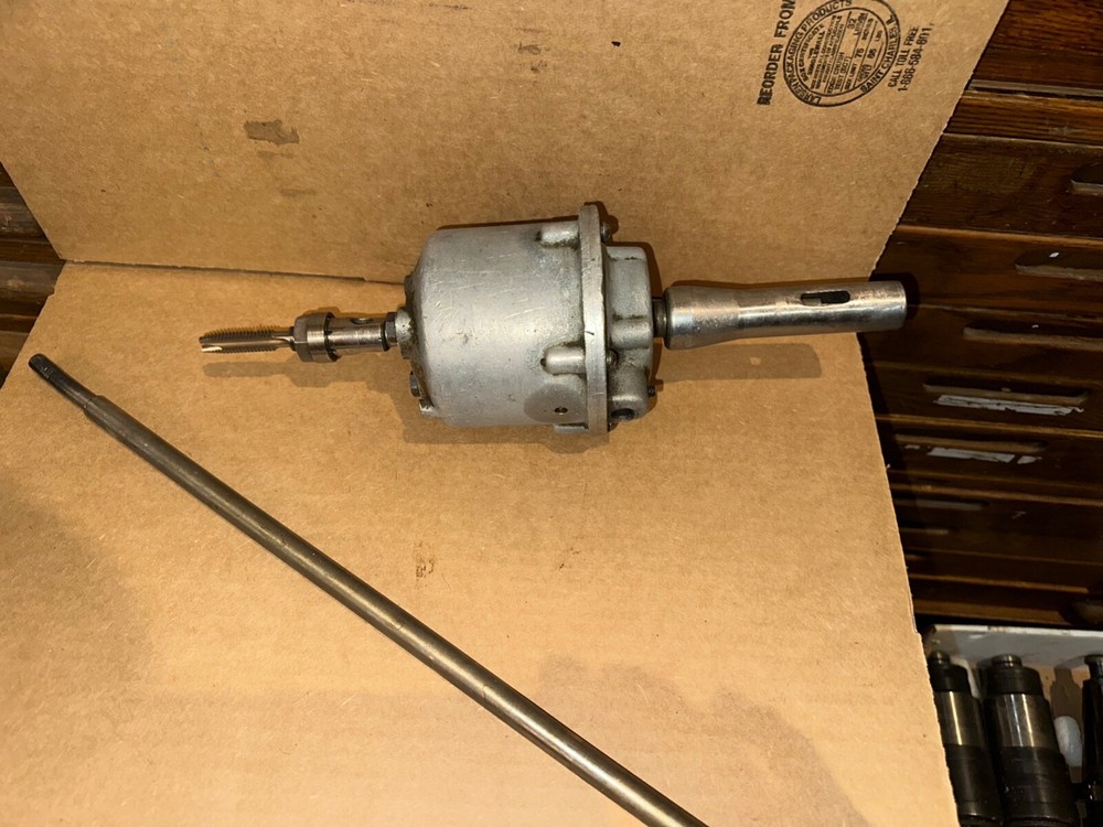 PROCUNIER TAPPING HEAD SIZE NO. 2 STYLE E