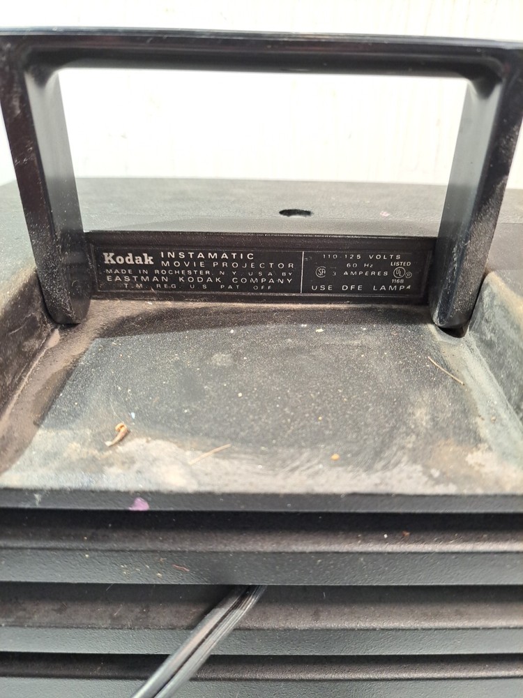 KODAK Instamatic M77 Projector - Motor Powers On - Bulb Is Out - Reel UNTESTED