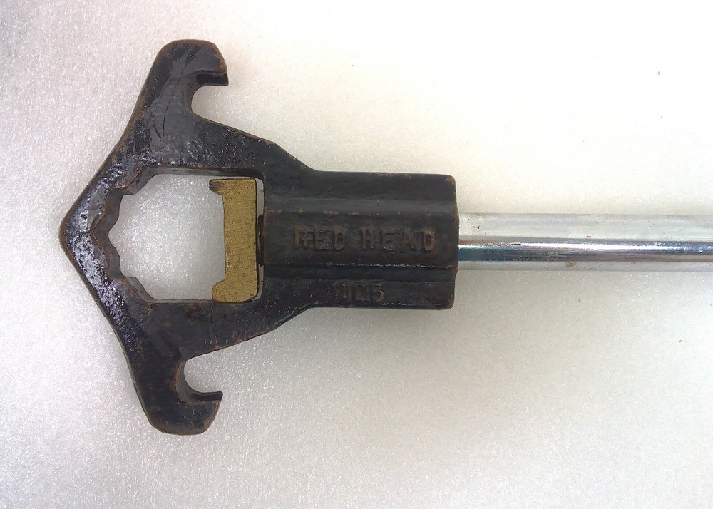 Red Head 105 Fire Department Hydrant Spanner Wrench USED