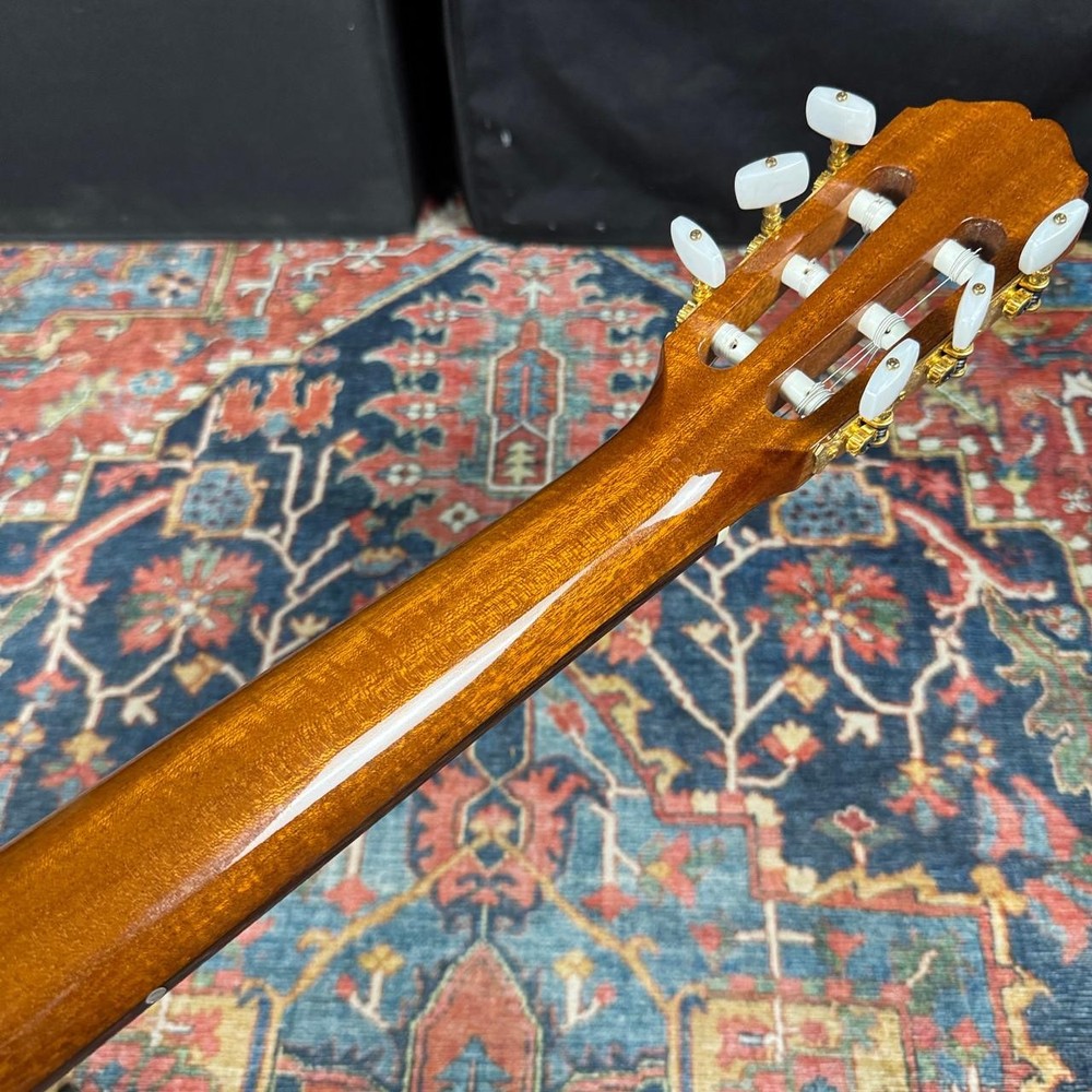 Takamine 32-C Solid Spruce Top Classical Concert - 2018