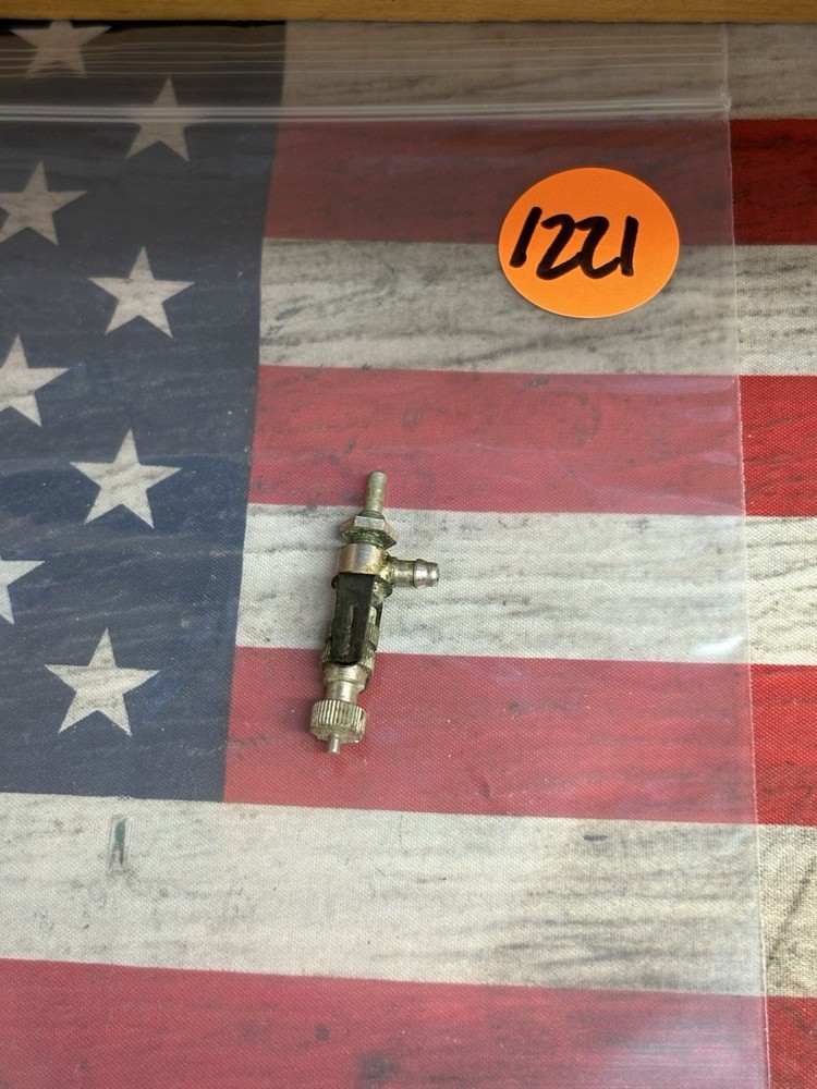 Nitro Carburetor Part: PreOwned