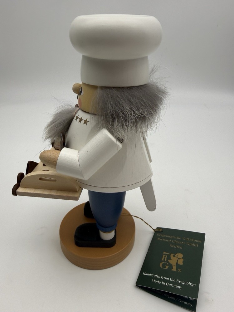 Authentic Richard Glässer Gingerbread Baker Nutcracker | Handcrafted Germany