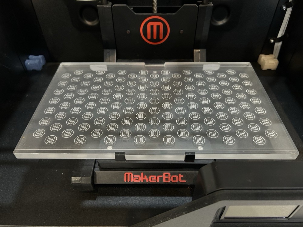 MakerBot Replicator 2 Desktop 3D Printer – Powers On, Untested, NO AC POWER CORD