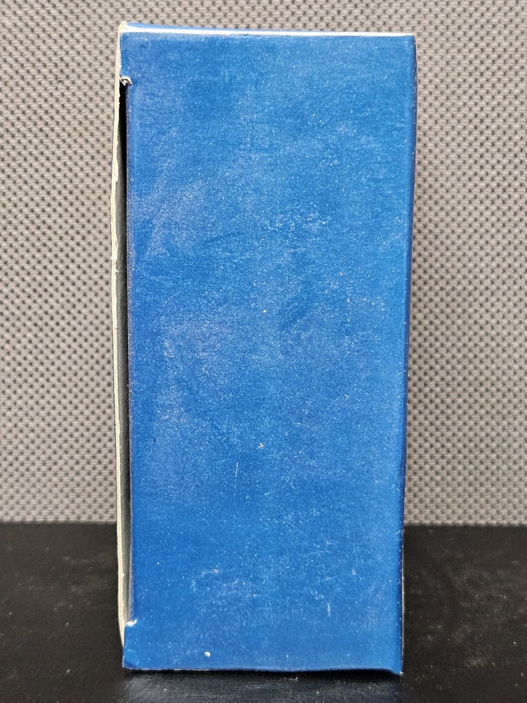 SMITH & WESSON COMPACT BINOCULARS IN ORIGINAL BOX