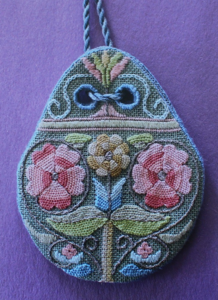 Rose Renaissance Reticule - by Nostalgic Needle