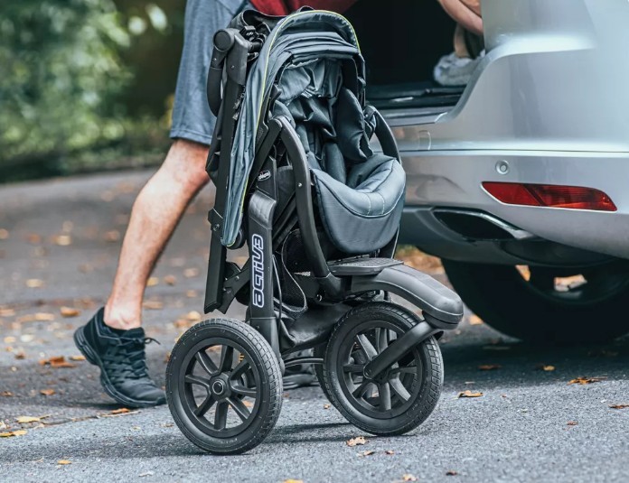 NEW Chicco Activ3 Eclipse Jogging Stroller All Terrain suspension foldable
