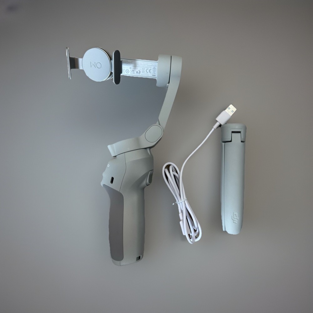 DJI Osmo Mobile SE Smartphone 3 Axis Gimbal Stabilizer Gray