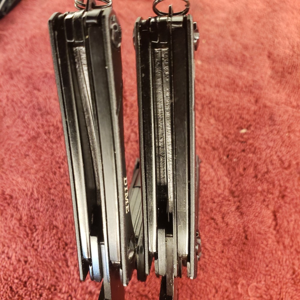 Lot of 2 Gerber Multi Tool Dime multiplier Black read