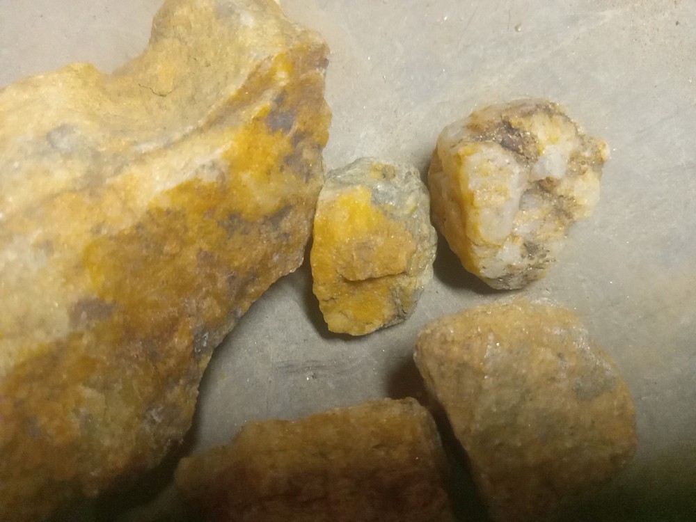 gold ore specimen