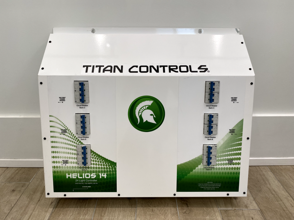 TITAN CONTROLS HELIOS 14 – 24 Grow Light Controller with Timer