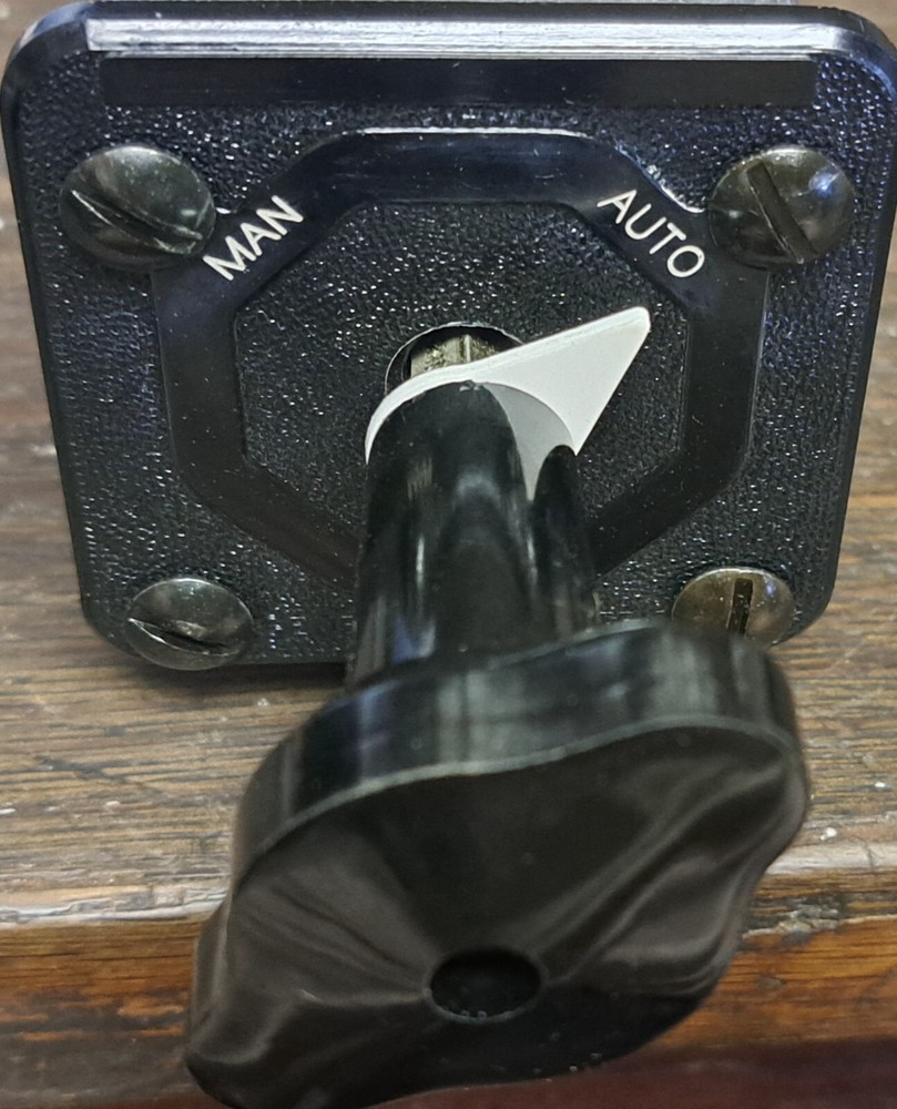 GE Rotary Switch 10AA083 - S5802697 *NIB*