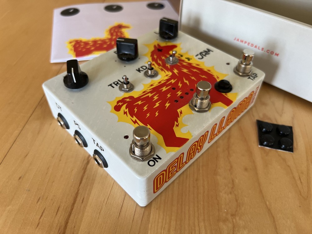 JAM pedals Delay Llama Xtreme Analog Delay