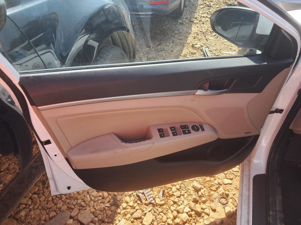 ELANTRA 2017 Glove Box 4797969