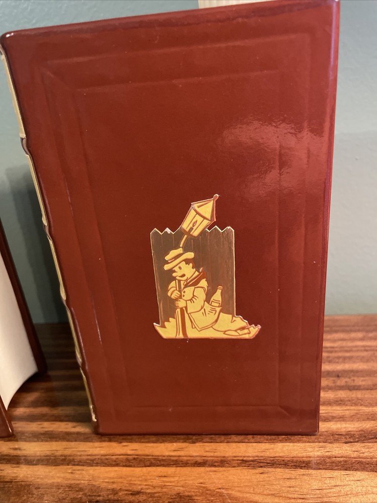 2 Concise Dictionary Book Bright Spirit Rye & Scotch Decanter West Germany