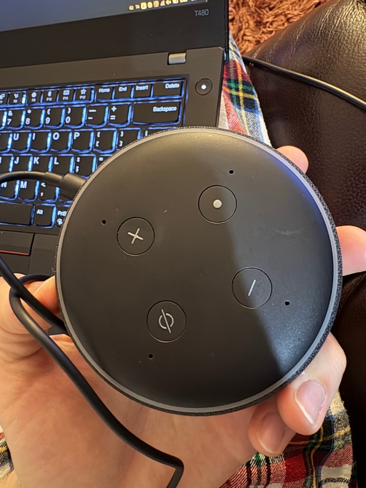 Amazon Echo Dot 3rd Gen Smart Speaker C76MP8 & Power Supply GP92NB