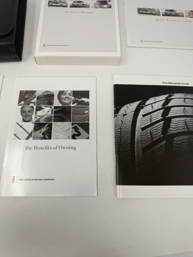 2014 Lincoln MKT Owners Manual OEM Complete Set