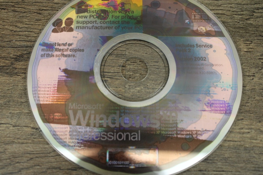 Microsoft Windows XP Professional w/ SP2 Install Disc - 2002 disc only