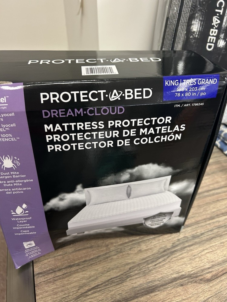 Protect-A-Bed Dream Cloud King Mattress Protector Lyocell Waterproof