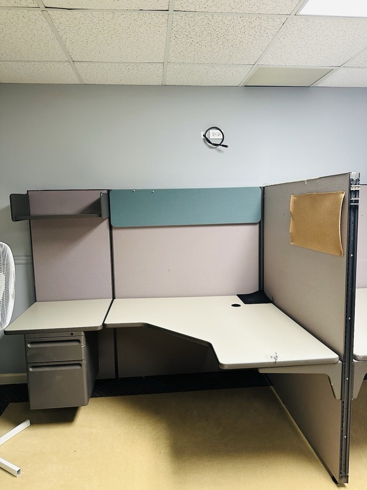 Used Grey Medium Sized Office Cubicles In Good Condition