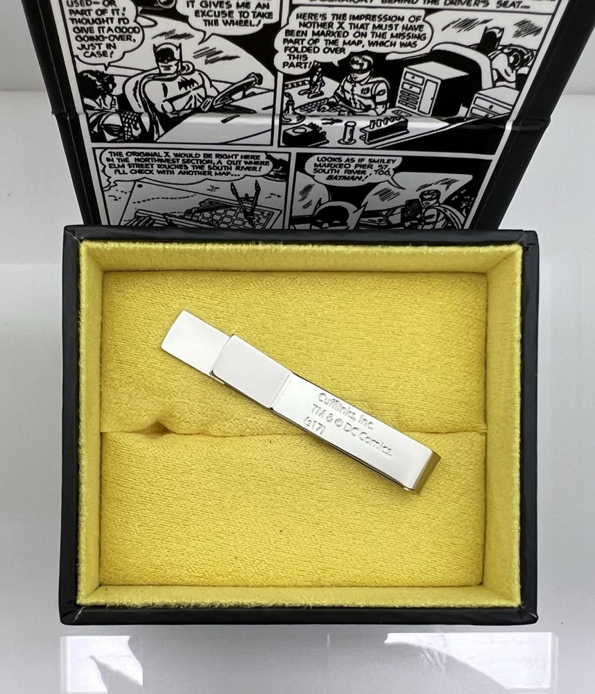 DC Comics Batman Tie Bar - Simple, clean look