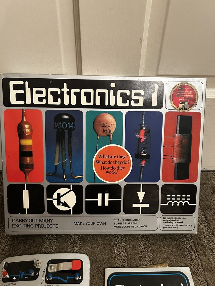 1978 Thomas salter Electronics Engineering Experiment Lab Set Not Complete