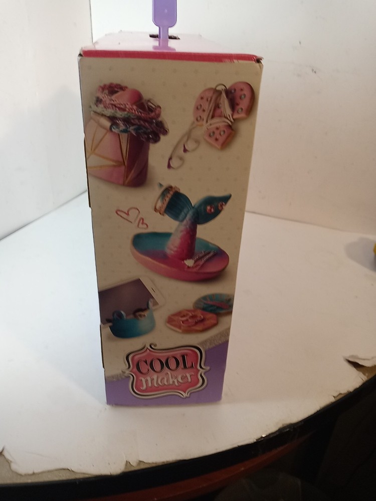 COOL MAKER POTTERY STUDIO NEW Sealed Box