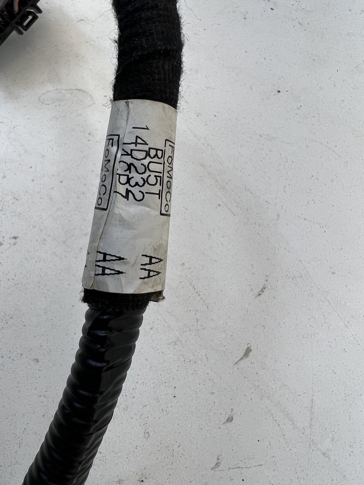 2013-2016 Ford Taurus Front Right Seat Wire Harness OEM.