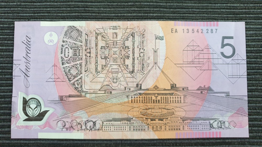 AUSTRALIA $5 2013 LAST PREFIX Banknote EA13 542287